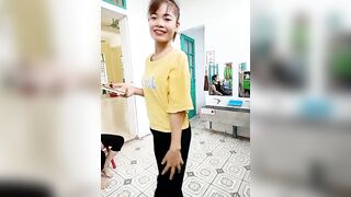 Clip cô giáo mầm non show hàng mới đào lại siêu hot năm 2022 36