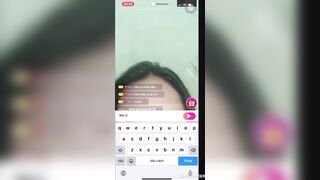 Bố mẹ đi vắng bé gọi điện móc lồn cho ny xem cực sướng