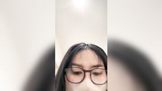 Eira 2004, Nhét sex toy Vào lồn, Vào WC quán Cafe Vú To live sex thủ dâm rên rỉ