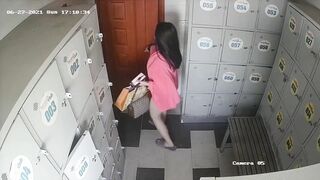hack cam phòng thay đồ bể bơi bé nào cũng trắng trẻo dáng đẹp - phần 8