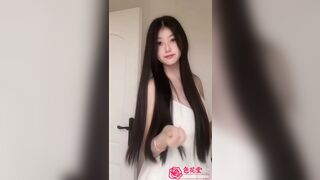 xuất tinh vào lồn cô bạn gái xinh đẹp