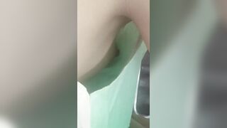 chị chủ quán cơm ăn mặc hớ hênh không mặc áo vú