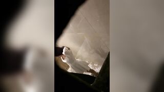 đột nhập dãy trọ sinh viên để quay lén mấy em tắm đúng là rửa mắt - phần 11