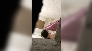 đột nhập dãy trọ sinh viên để quay lén mấy em tắm đúng là rửa mắt - phần 16