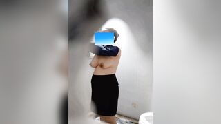 CHị vợ VÚ to, bụ bẫm tắm truồng