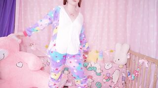 Con riêng của vợ và dượng loạn luân 3