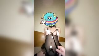 Cuối tuần chỉ cần ở nhà chill dit nhau với bé slave thế là quá ok 😈😈