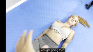 E gymer tâpj yoga, Bị rách quần legging lộ lồn không lông quay video