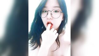 abum bán quạt của bé học sinh loli kính cận xinh dâm em có cả - phần 29