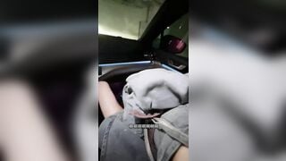 Địt em loli múi mít trong ô tô bím non vú hồng quá đẹp