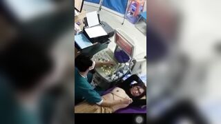 MBBG đi khám lồn