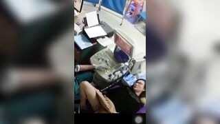 MBBG đi khám lồn