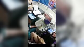 MBBG đi khám lồn