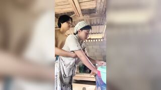 Những lần nứng cặc thèm đụ em trai tìm chị họ xin đụ, nhưng lần nào chị họ cũng chiều