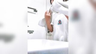 bé học sinh loli mặt cute nứng lồn thủ dâm bất chấp - phần 4