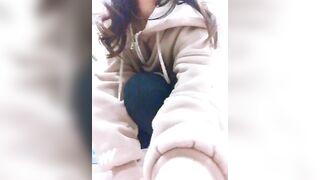 bé học sinh loli mặt cute nứng lồn thủ dâm bất chấp - phần 18