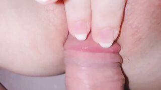 lần đầu chơi trần nên còn ngại ngùng không dám đút sâu