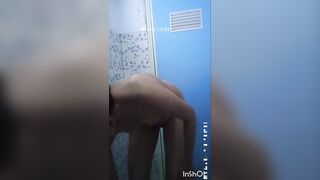 QUAY LÉN CHỊ DÂU TẮM TRUỒNG