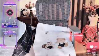 Stripchat LIVE Siêu Phẩm Top Sever Caryln-Bun Thủ Dâm Squirt Trên Live Siêu Nứng