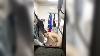 Quay lén em hàng xóm tắm 22
