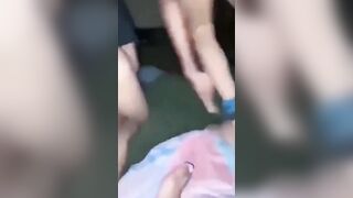 1 đám thanh niên đè đụ 1 em gái học sinh 16 tuổi, vì đú đởn ăn chơi bỏ học.