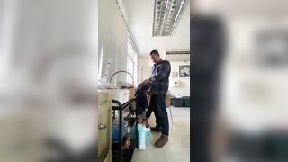 Giám đốc bắt em thư ký bú cu xong tăng lương cho phần 1