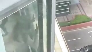 View làm ở công ty hôm nay lạ quá