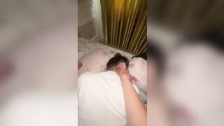 ngày đi là tối về bị em sinh viên hút cạn tinh rồi mới cho đi ngủ - phần 2