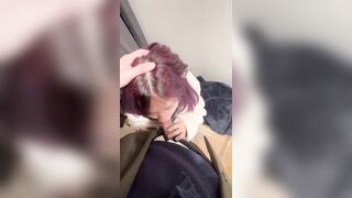 Được bạn thân bú cu trong phòng thử đồ