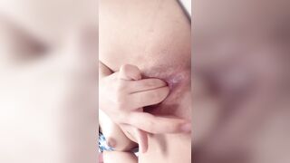 Không lo học, suốt ngày thủ dâm cho Dượng xem
