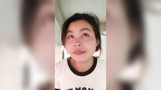 U45 khoe quần lót trong nhà tắm