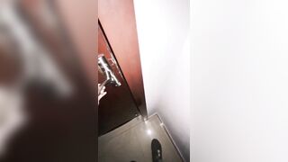 Vào phòng gạ địt đứa em họ lồn ngon bú liếm dâm đãng
