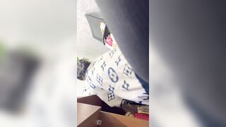 DƯỚI VÁY BÉ SUGAR BABY