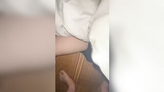 Nửa đêm lén vào phòng mẹ kế thụ tinh cho mẹ