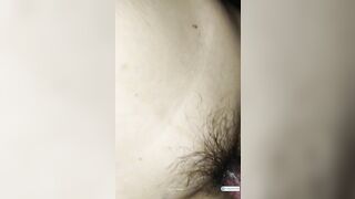 Chỉ tính sàm sỡ chị họ lúc ngủ say,mà lồn nhiều lông kích thích thèm đụ đút cặc luôn.