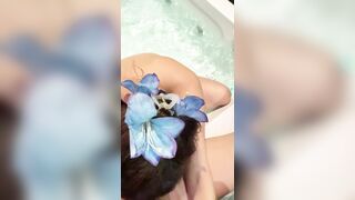 người tình sinh viên không bao giờ cưới bé chiều nghe lời