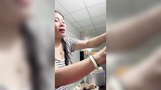 Phụ Nữ 55 Tuổi Body Mập Mạp Vú Lớn