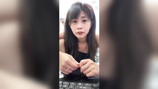 Ngọc Nhi 2k live sex khoe lồn vú bự quá quyến rũ và hấp dẫn.