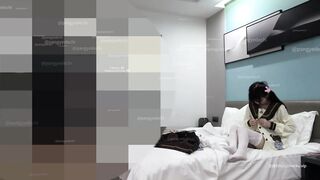 Em teen loli nhỏ nhắn đáng iu bán dâm cho th mập bụng phệ đụ sướng nhăn mặt