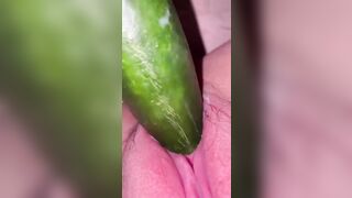 Thư Lê k10 lồn rỉ nước ướt hết cả nệm