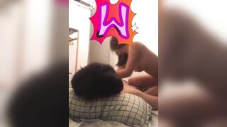 Sang phòng trọ an ủi cô bạn thân xinh đẹp thời thơ ấu mới ctay với người yêu