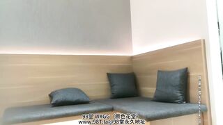 Một vẻ đẹp thuần khiết với mái tóc dài thẳng mượt
