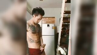 Sang hàng xóm ngắm gái địt luồn em rau mông to lồn khít
