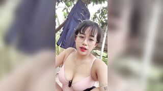 Chị gái Vú to Làm gái khoe chuyện Kiếm tiền