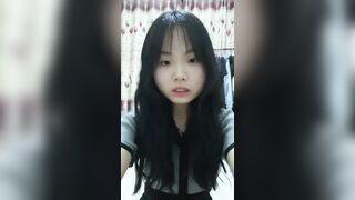 Gái chưa 18 thu dâm