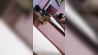 Em sinh viên quá dâm đảng