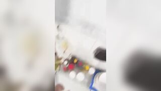 Lén nhìn mẹ hương rồi sục thấy cả vú