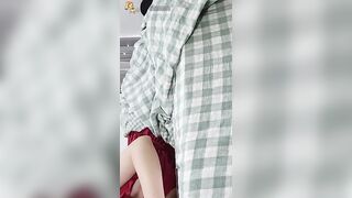 Gạ cô gia sư đến nhà, Quay lén Loli minh dây Sex toy thủ dâm Lồn đái ướt hết sàn