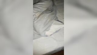 Nhân lúc em họ lốp 11 ngủ say lẻn vào mò địt