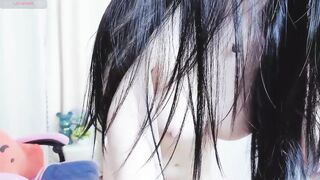 Miu-99 thoát y khoe body siêu mẫu cực mướt